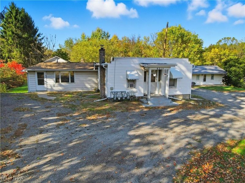 6215 North Avenue, Geneva, OH 44041 Photo 5