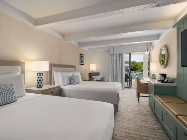 269 Fontana Boulevard, Unit 1403, Fontana, WI 53125