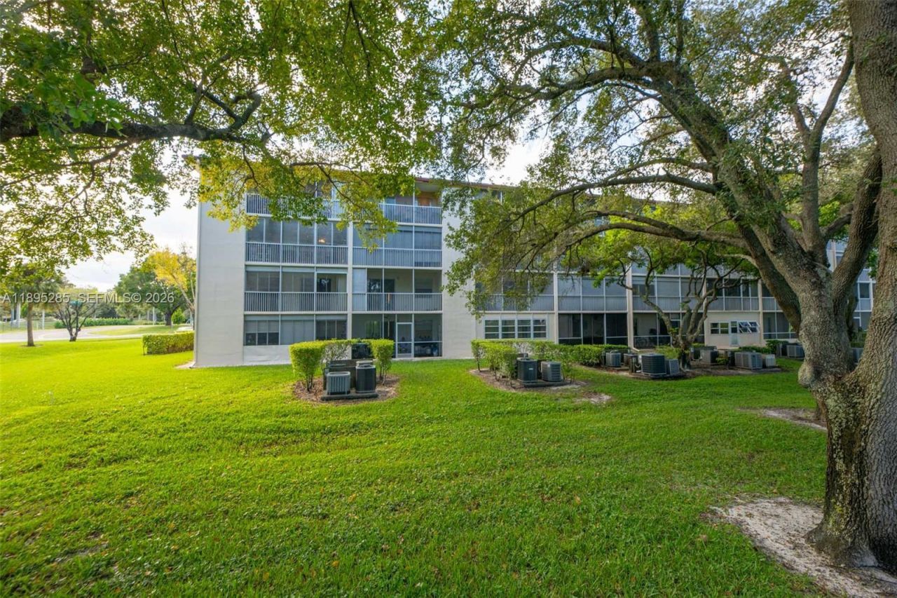 1551 SW 135th Ter, Unit 314G, Pembroke Pines, FL 33027 Photo