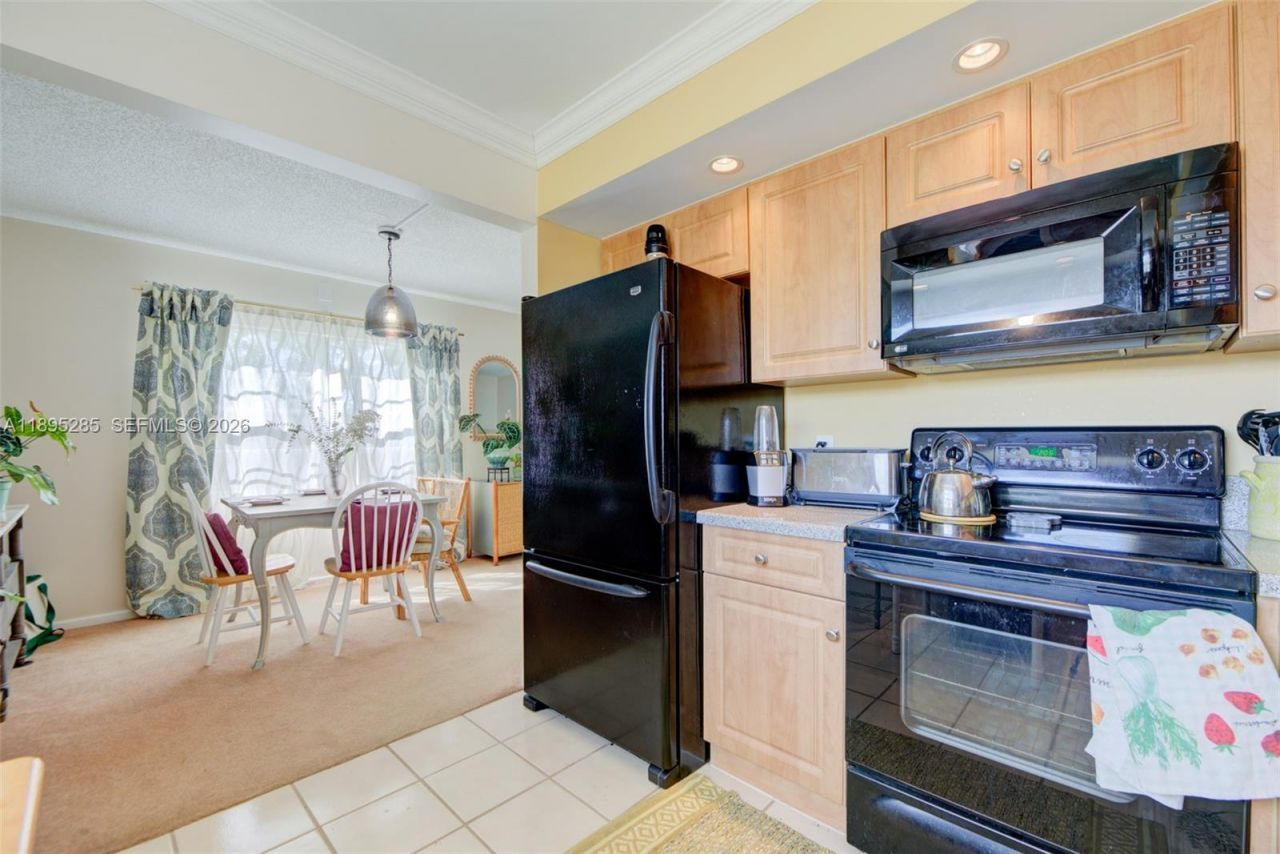 1551 SW 135th Ter, Unit 314G, Pembroke Pines, FL 33027 Photo