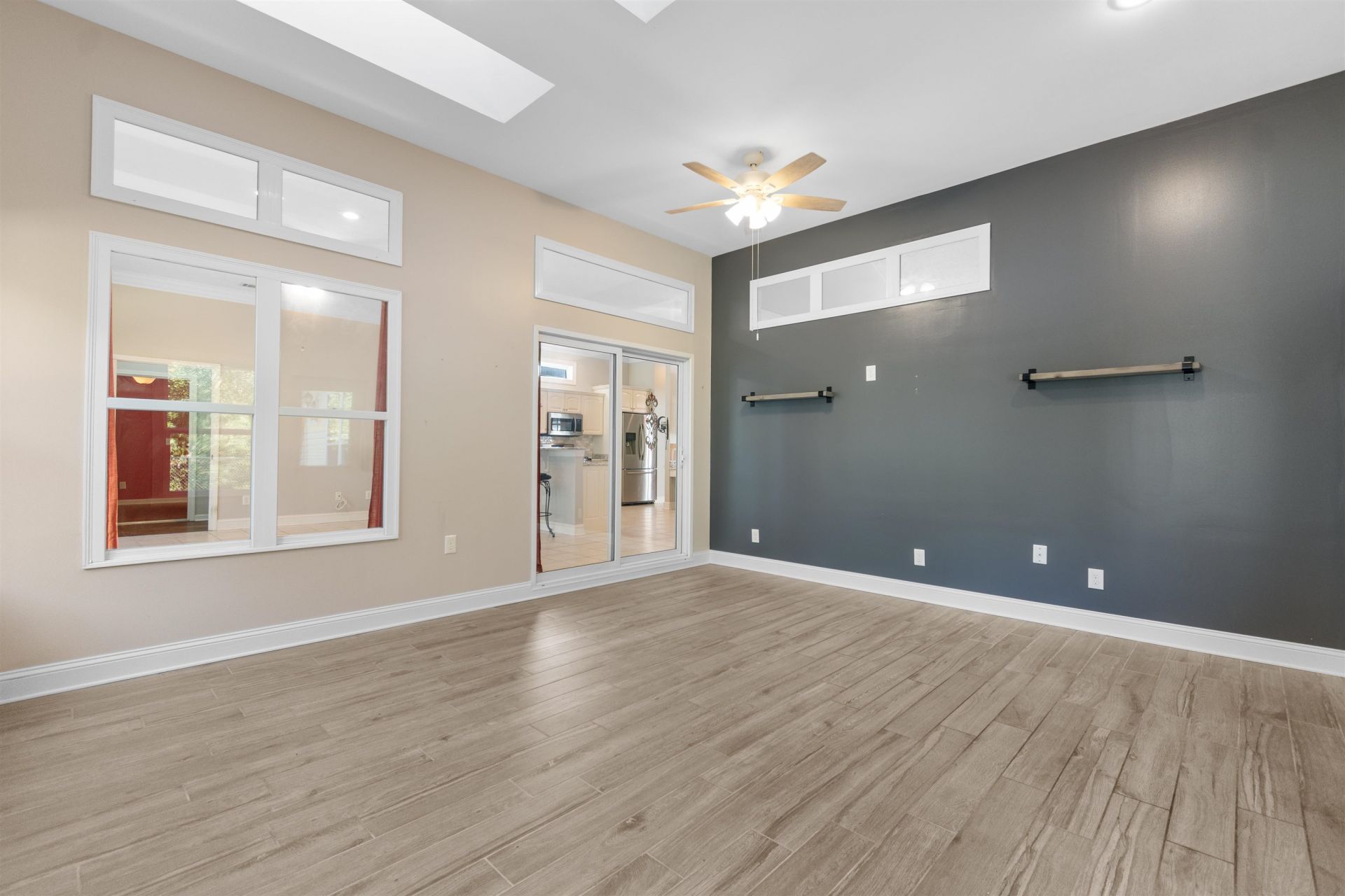 329 Cloverbrook Circle Photo 19