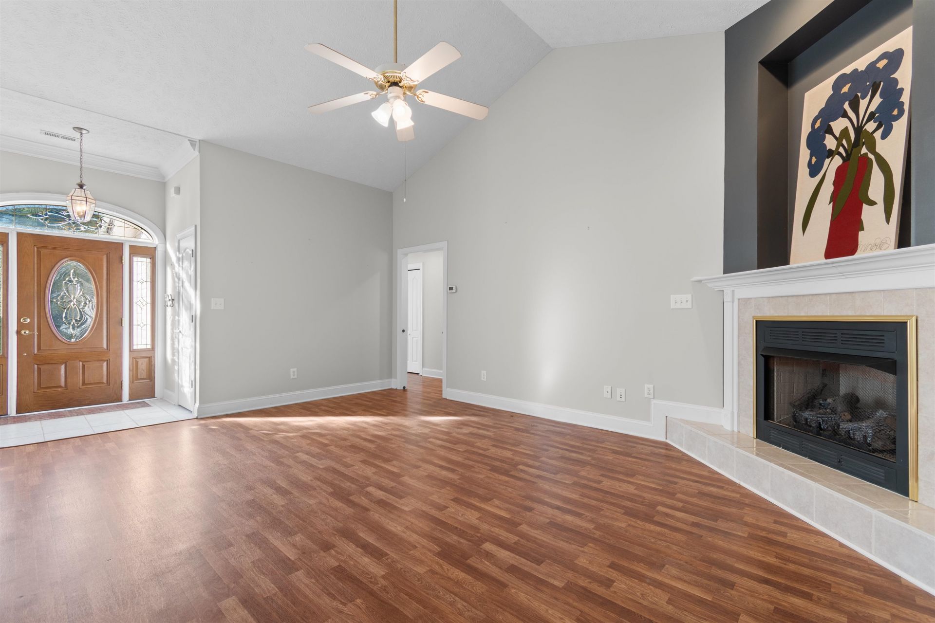 329 Cloverbrook Circle Photo 4