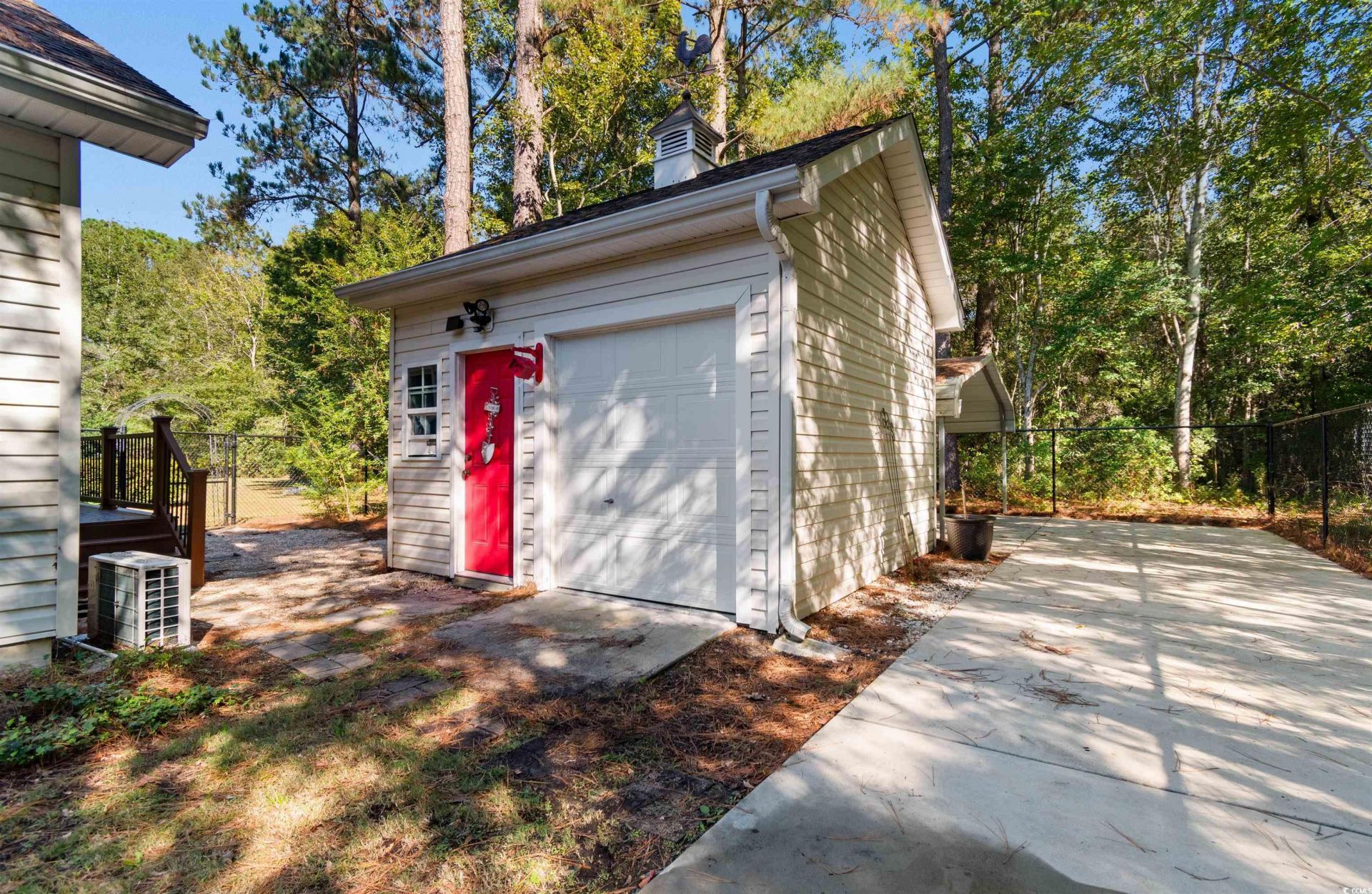 329 Cloverbrook Circle Photo 45