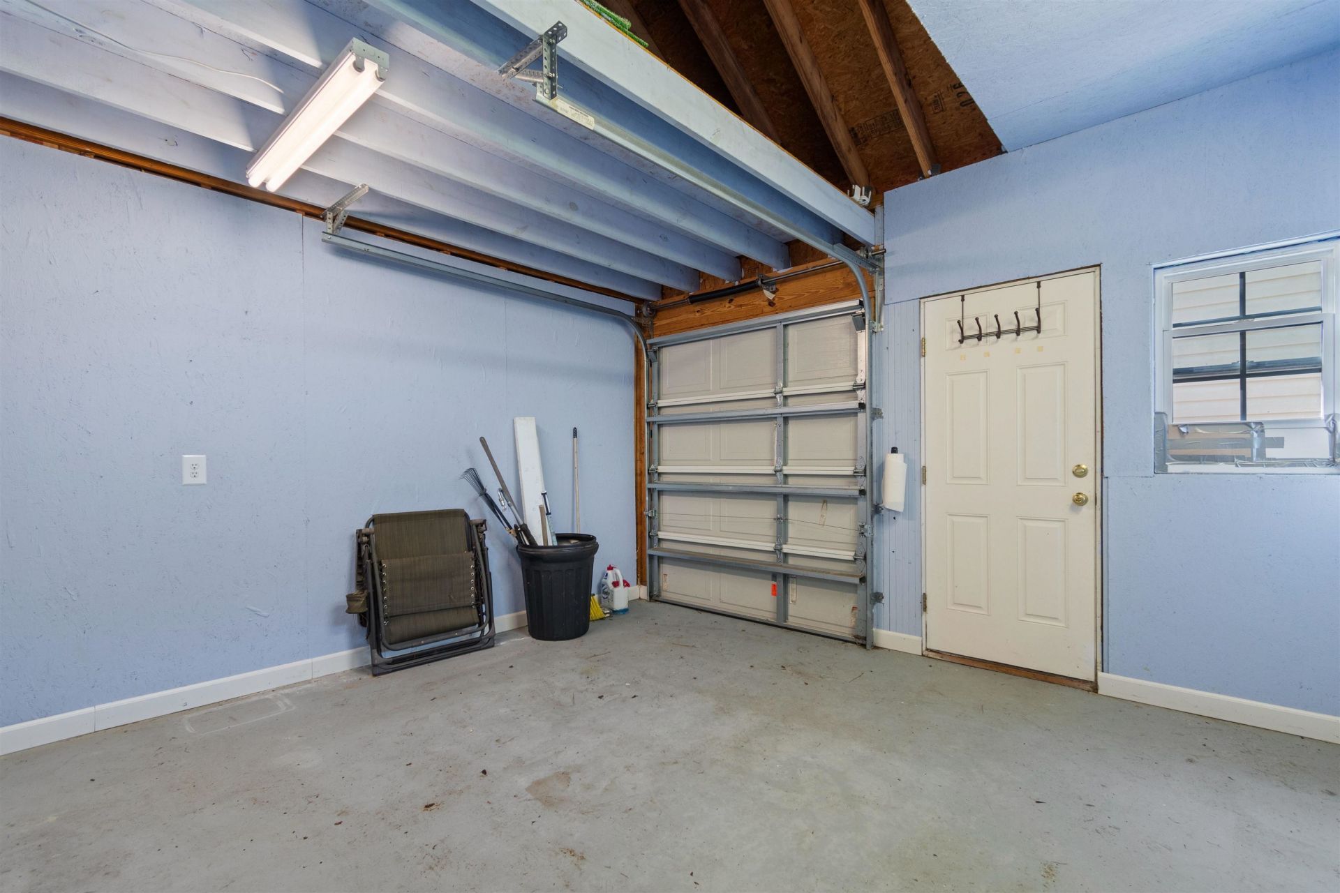329 Cloverbrook Circle Photo 46