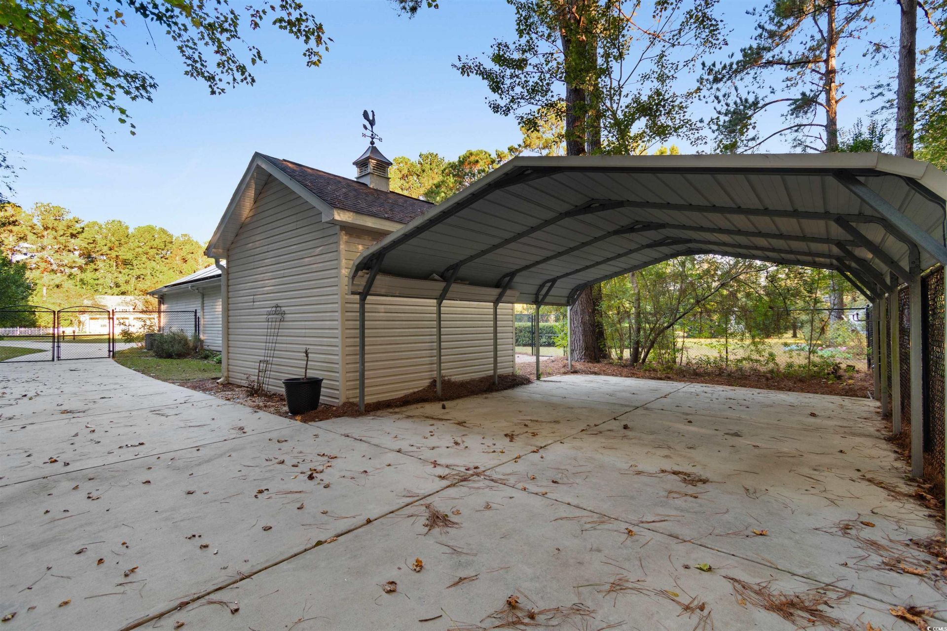 329 Cloverbrook Circle Photo 48