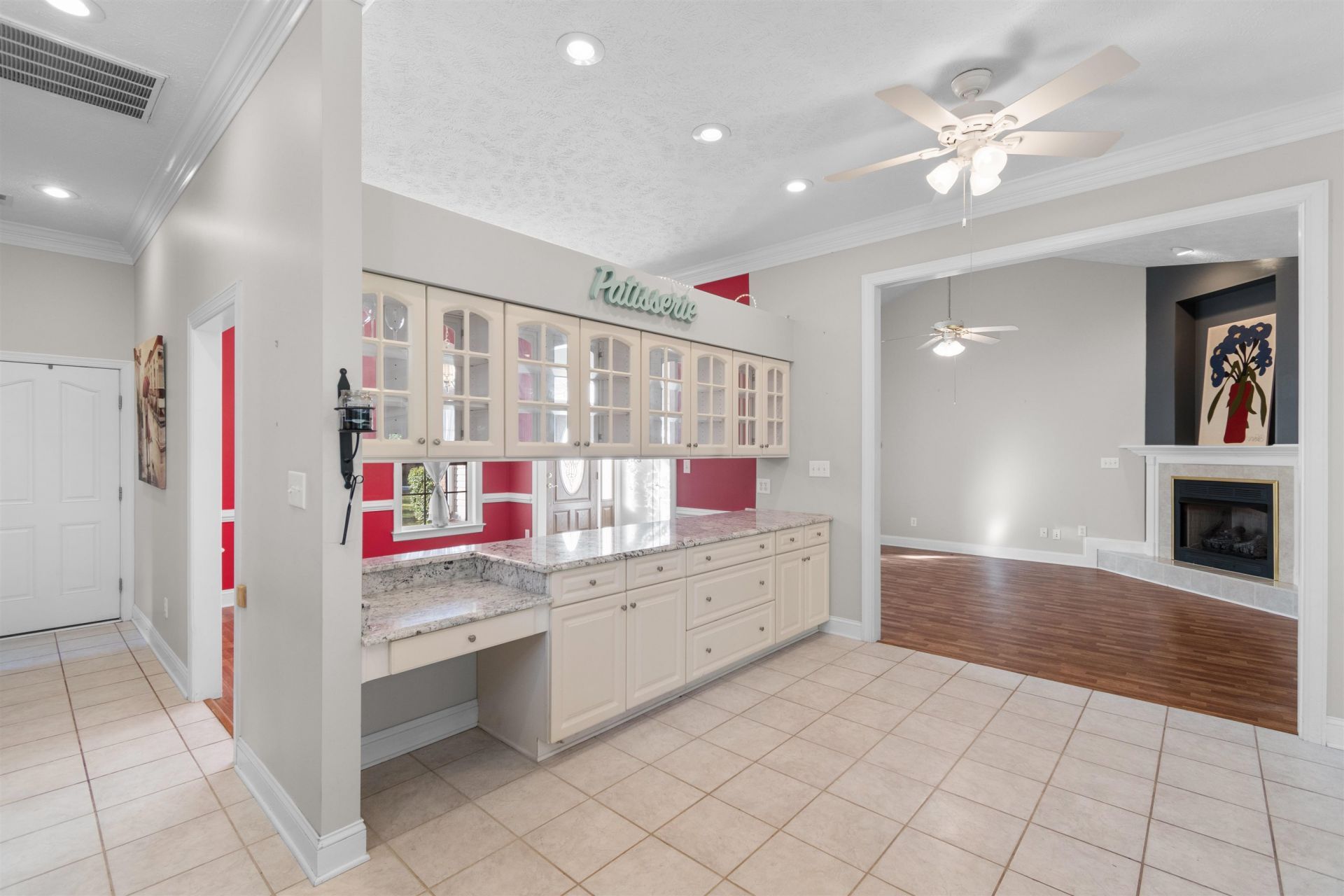 329 Cloverbrook Circle Photo 6