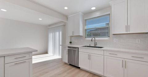 2800 Villa Vista Way, Sacramento, CA 95821 Photo