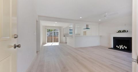 2800 Villa Vista Way, Sacramento, CA 95821 Photo