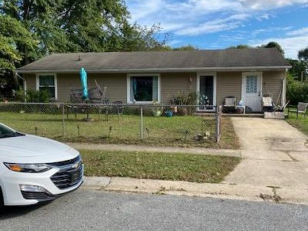 168 N GOVERNORS BOULEVARD, DOVER, DE 19901