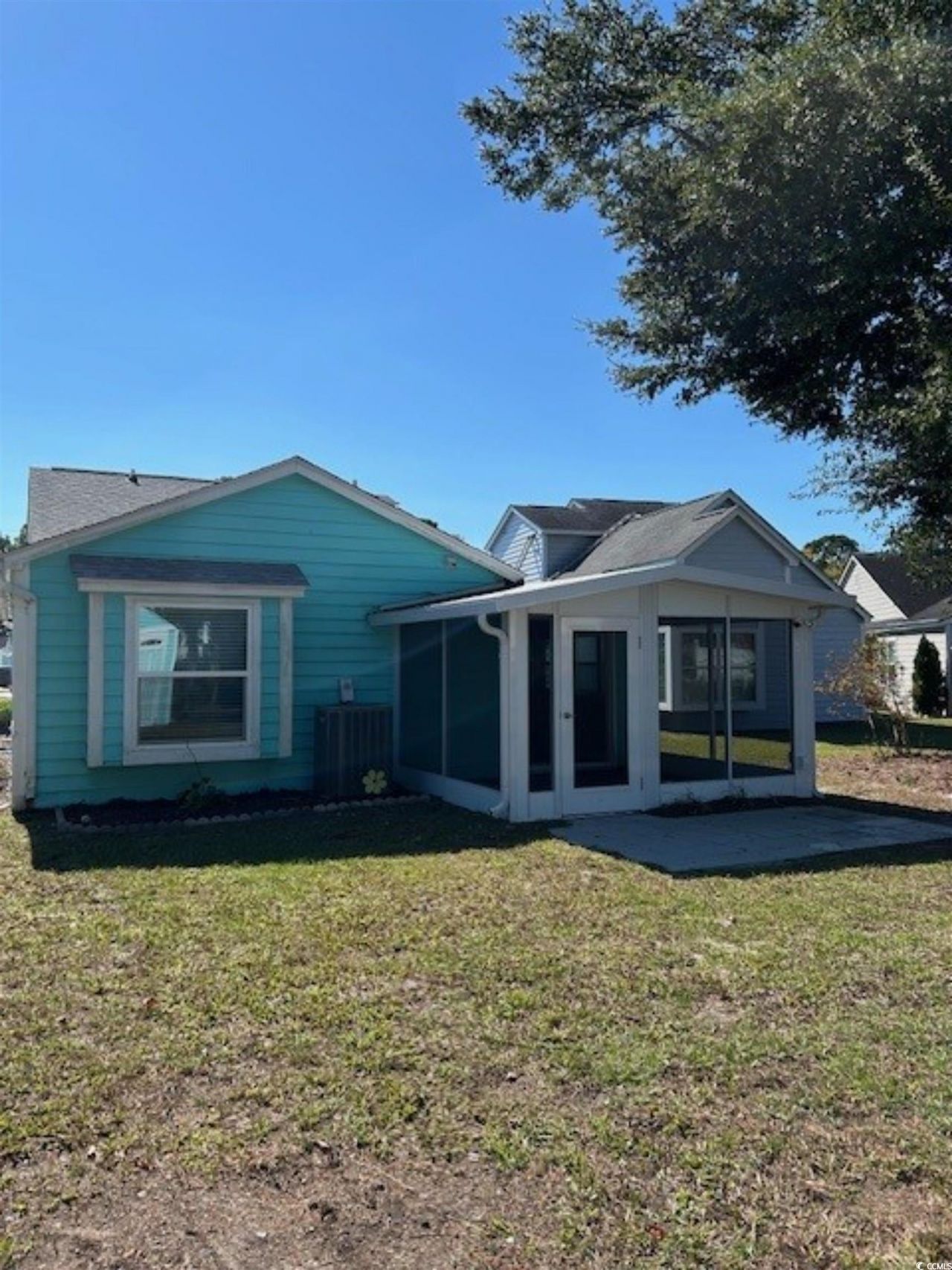 916 Emanon St. Photo 12