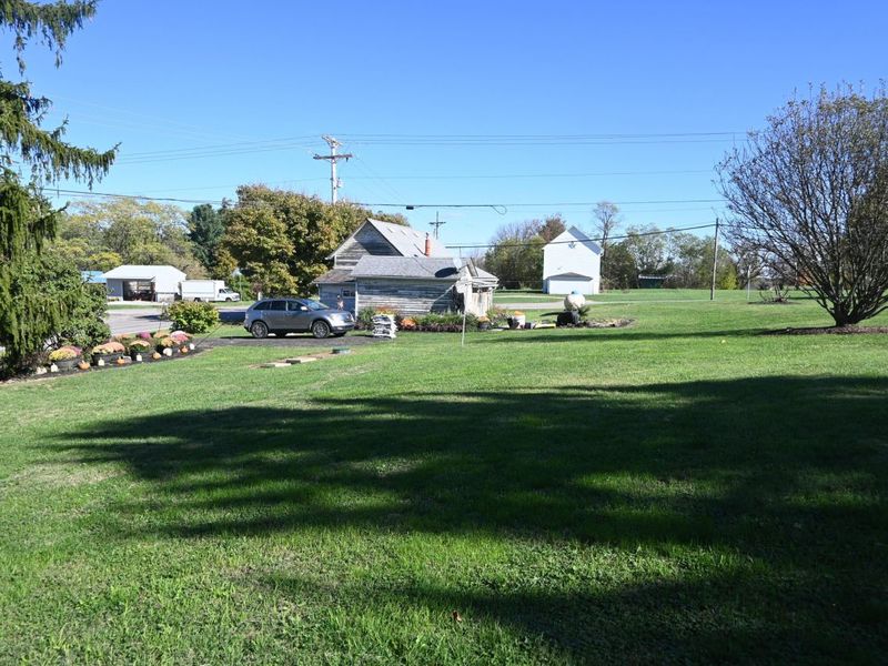 927 Sportsman Club Road, Newark, OH 43055 Photo 9