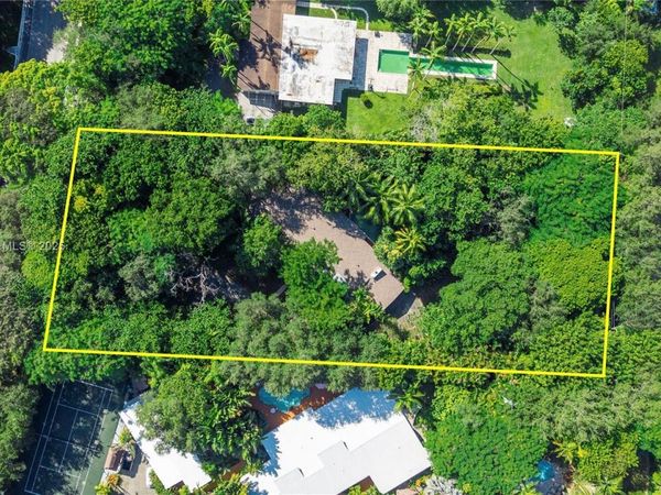 15000 Old Cutler Rd, Palmetto Bay, FL 33158