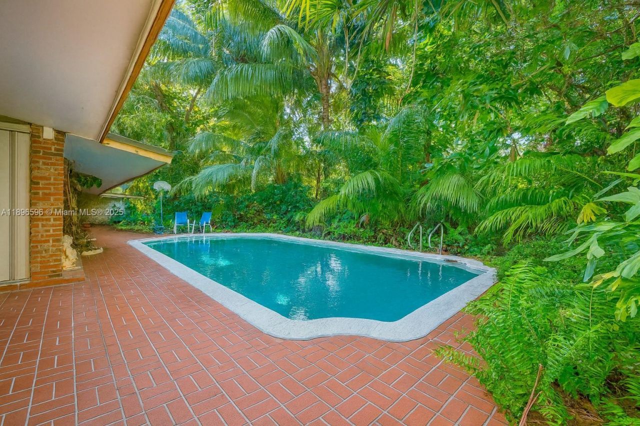 15000 Old Cutler Rd, Palmetto Bay, FL 33158 Photo