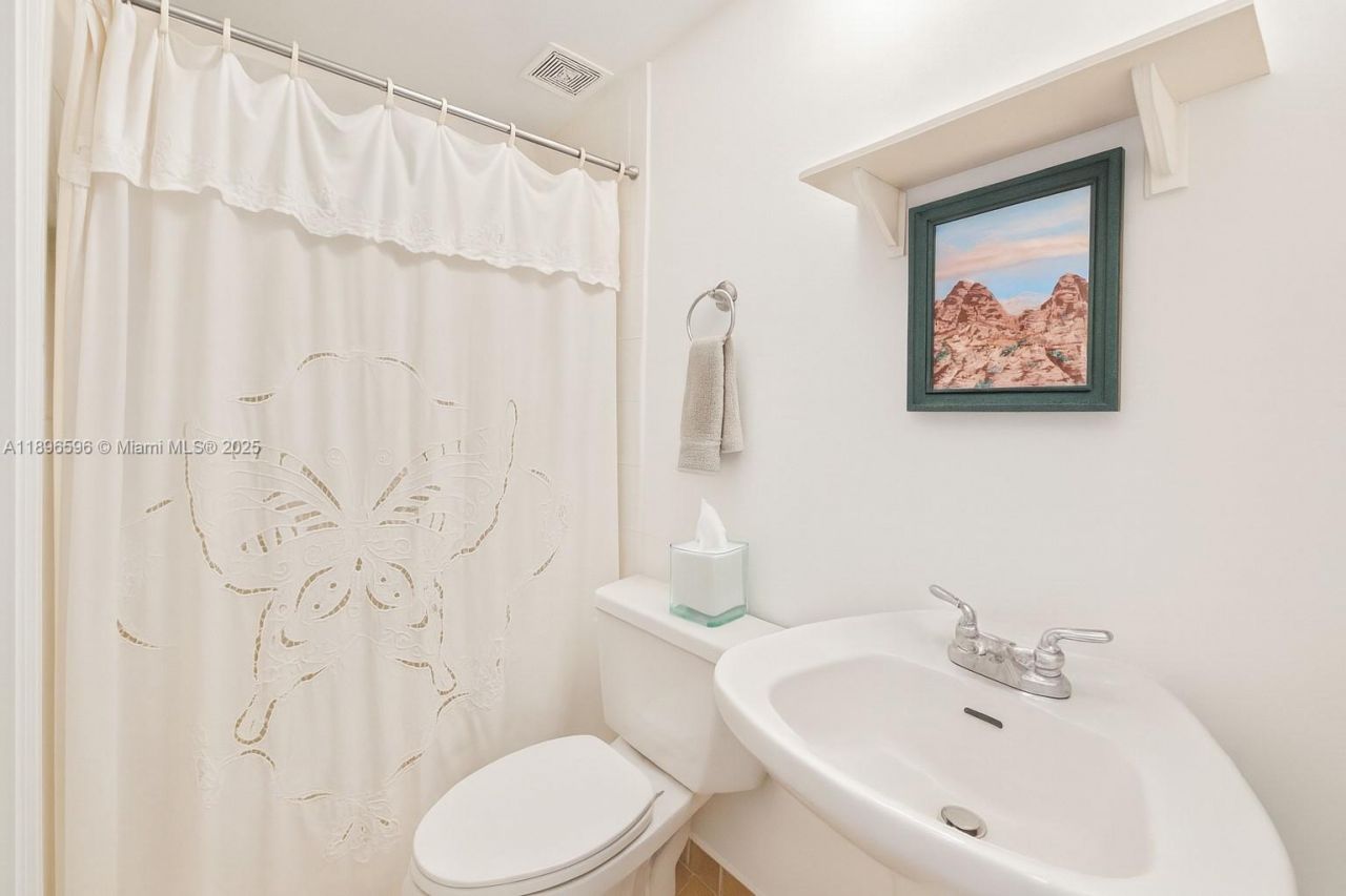 15000 Old Cutler Rd, Palmetto Bay, FL 33158 Photo