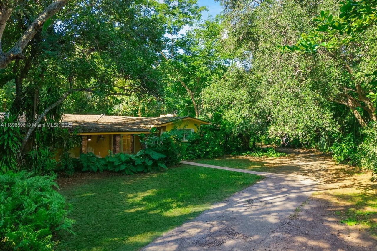 15000 Old Cutler Rd, Palmetto Bay, FL 33158 Photo