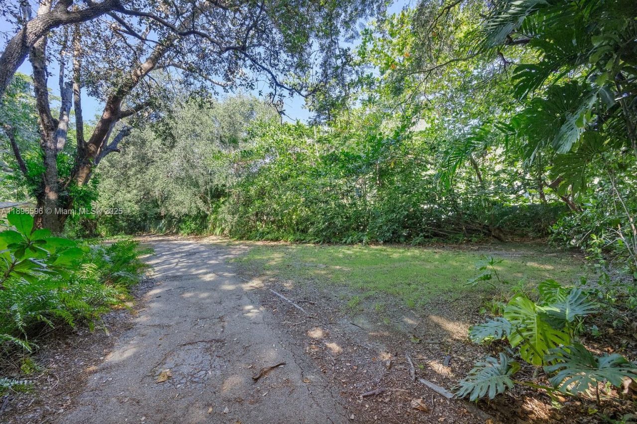 15000 Old Cutler Rd, Palmetto Bay, FL 33158 Photo