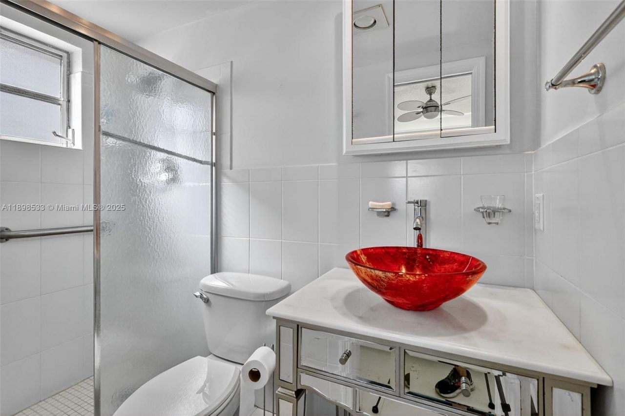 17090 NE 14th Ave, Unit 103, Miami, FL 33162 Photo