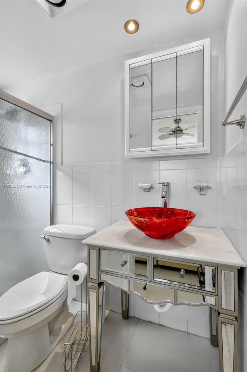 17090 NE 14th Ave, Unit 103, Miami, FL 33162 Photo