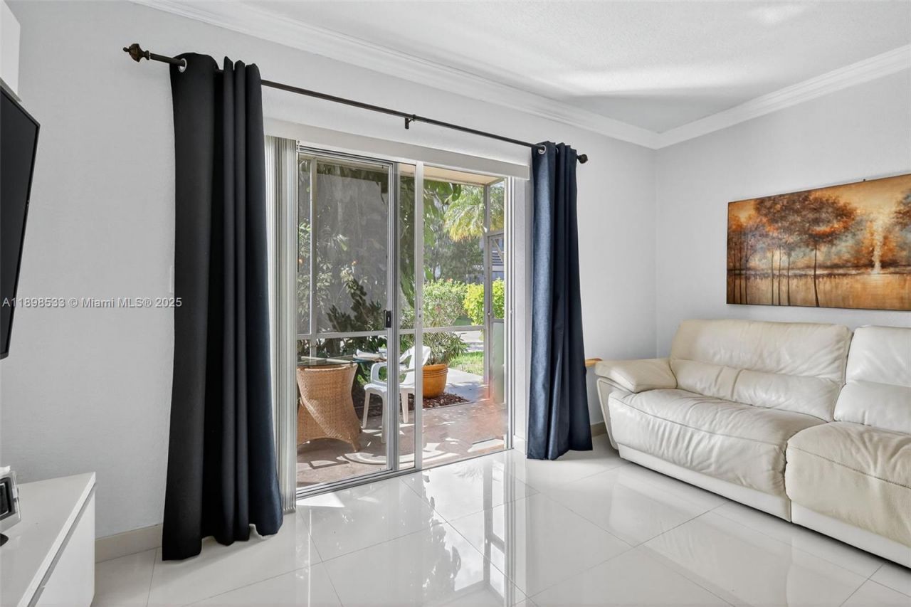 17090 NE 14th Ave, Unit 103, Miami, FL 33162 Photo