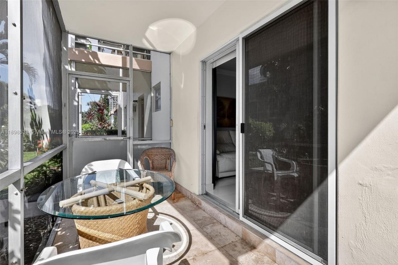 17090 NE 14th Ave, Unit 103, Miami, FL 33162 Photo