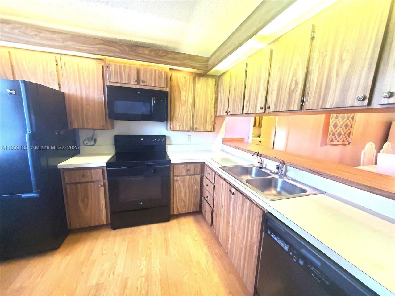 1705 Whitehall Dr, Unit 304, Davie, FL 33324 Photo