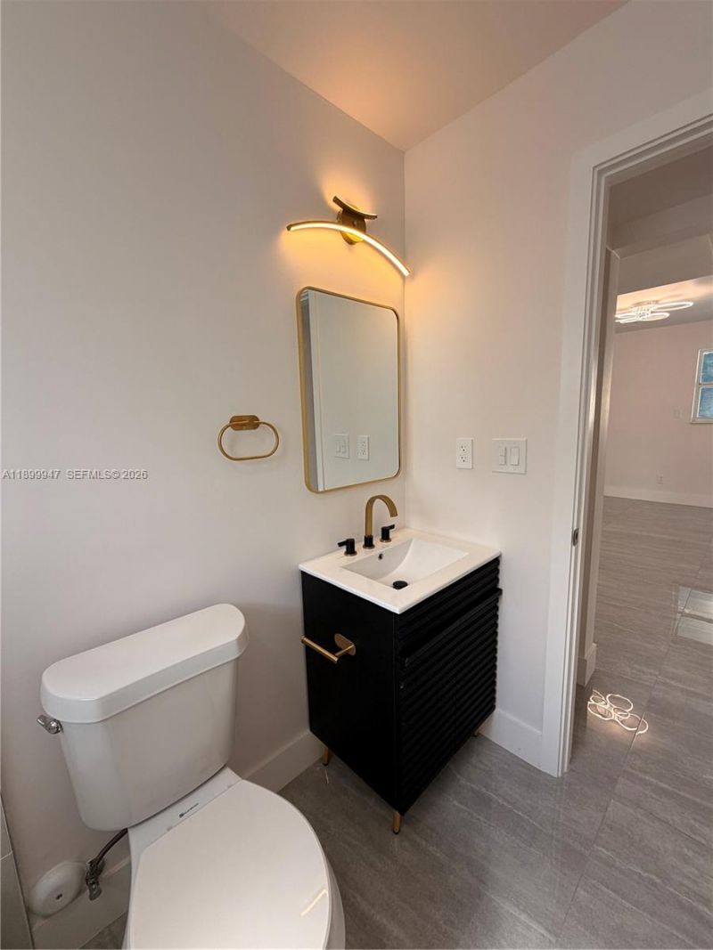 809 NW 12th Ave, Fort Lauderdale, FL 33311 Photo