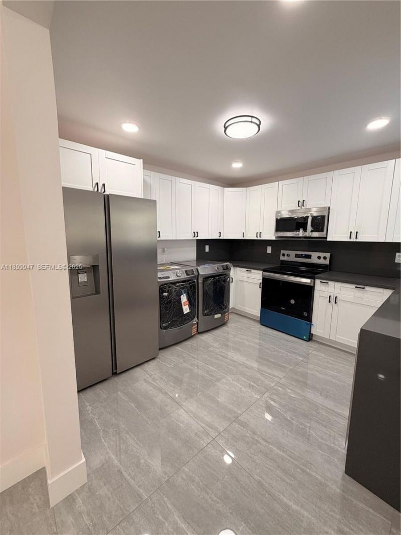 809 NW 12th Ave, Fort Lauderdale, FL 33311 Photo