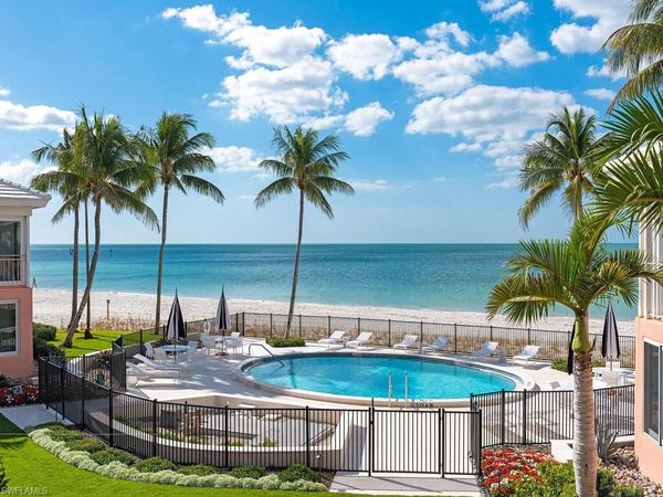 2401 Gulf Shore BLVD N, Unit VILLA 6, NAPLES, FL 34103