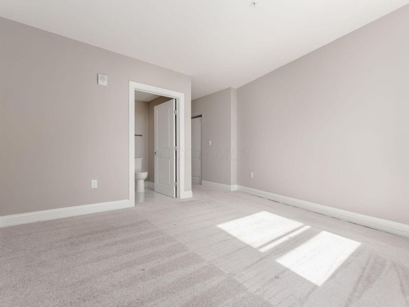 50 W Broad Street, Unit 2702, Columbus, OH 43215 Photo 13