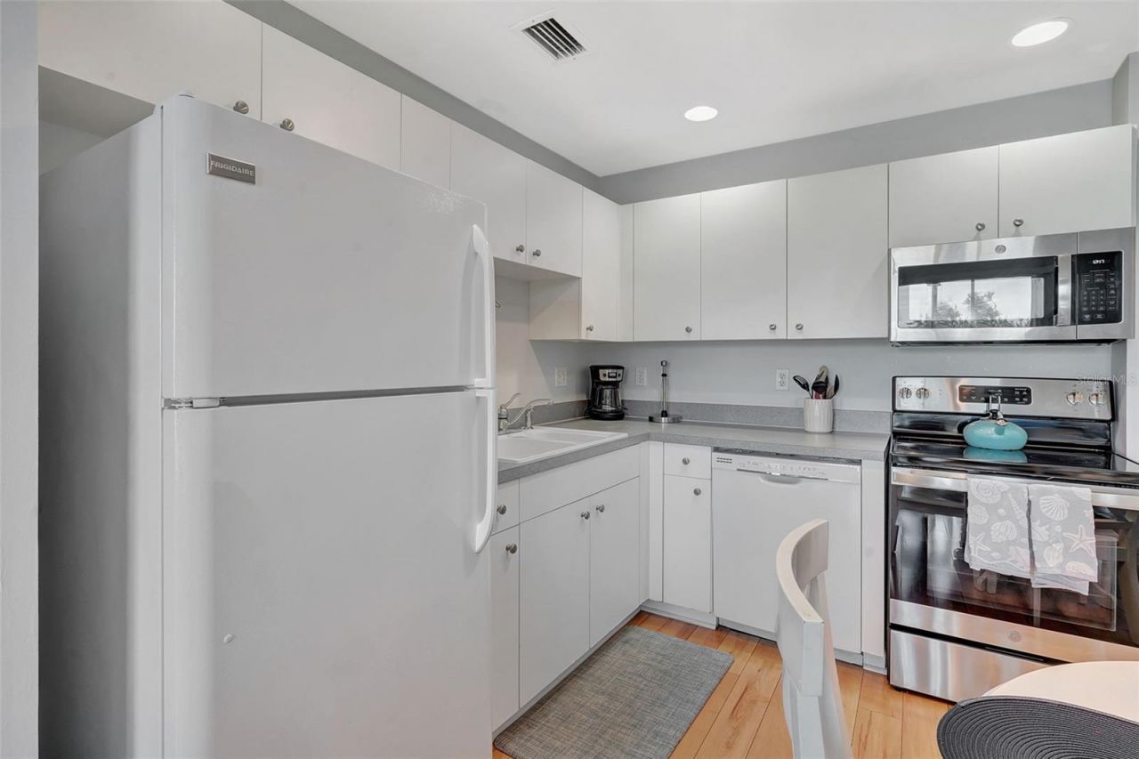 2090 Matecumbe Key Road, Unit 1207, Punta Gorda, FL 33955 Photo