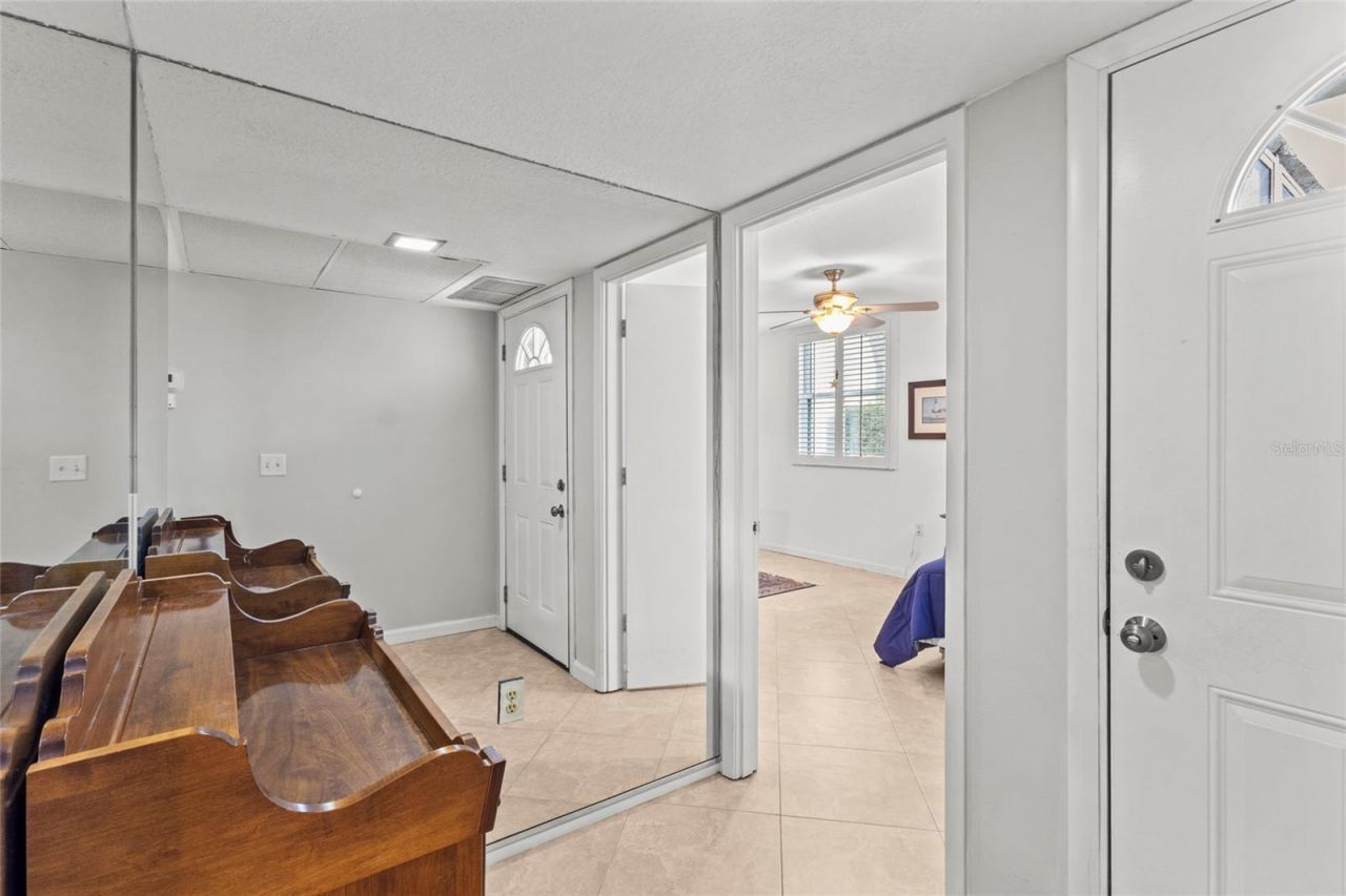 411 Palm Tree Drive, Unit 411, Bradenton, FL 34210 Photo