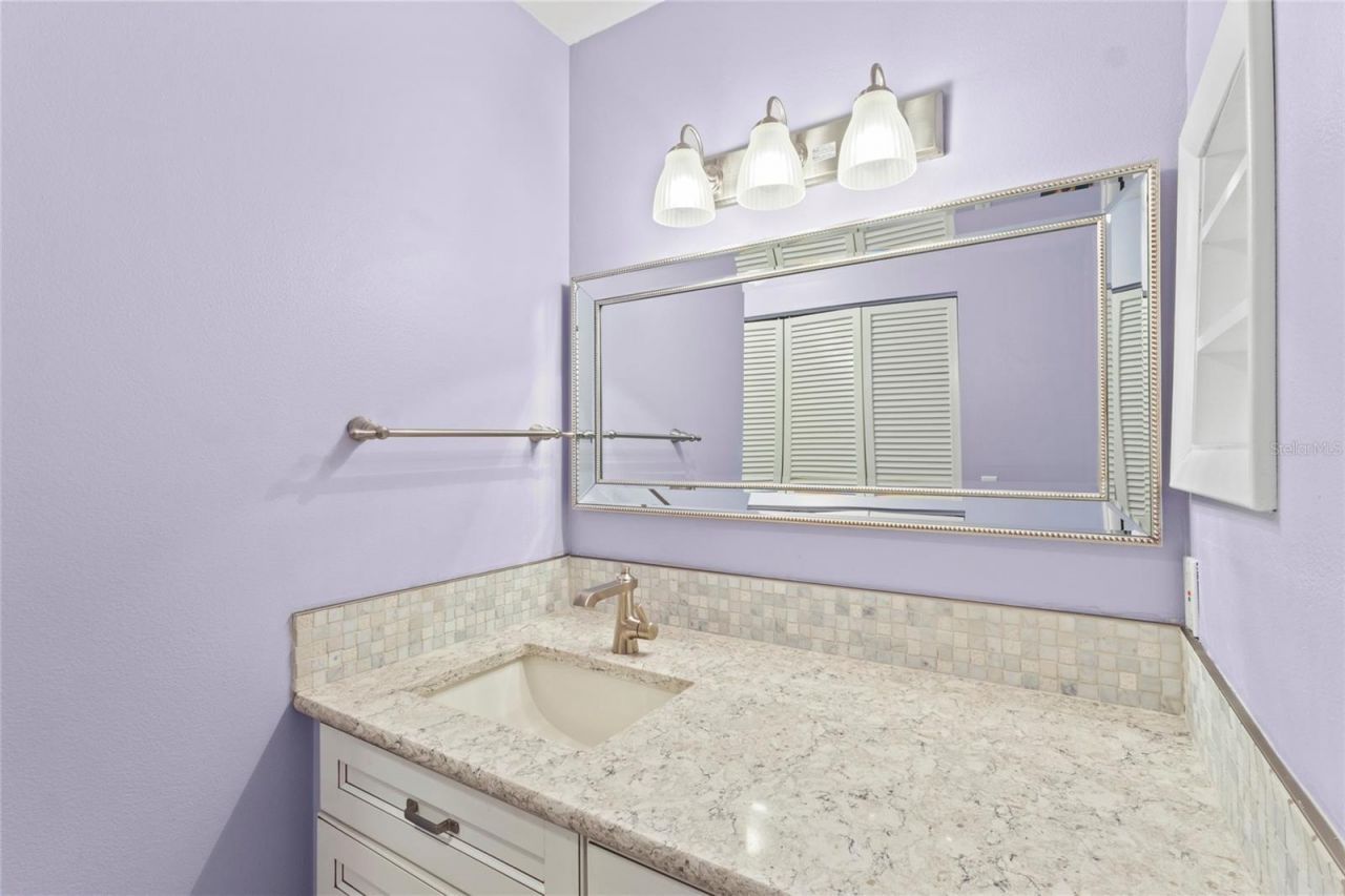 411 Palm Tree Drive, Unit 411, Bradenton, FL 34210 Photo