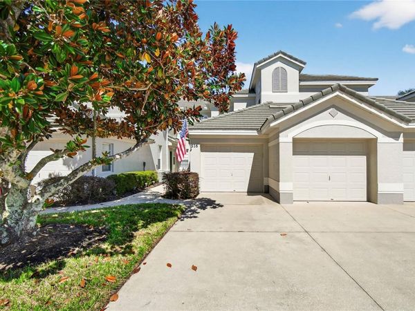 516 GRASSLANDS VILLAGE CIRCLE, LAKELAND, FL 33803