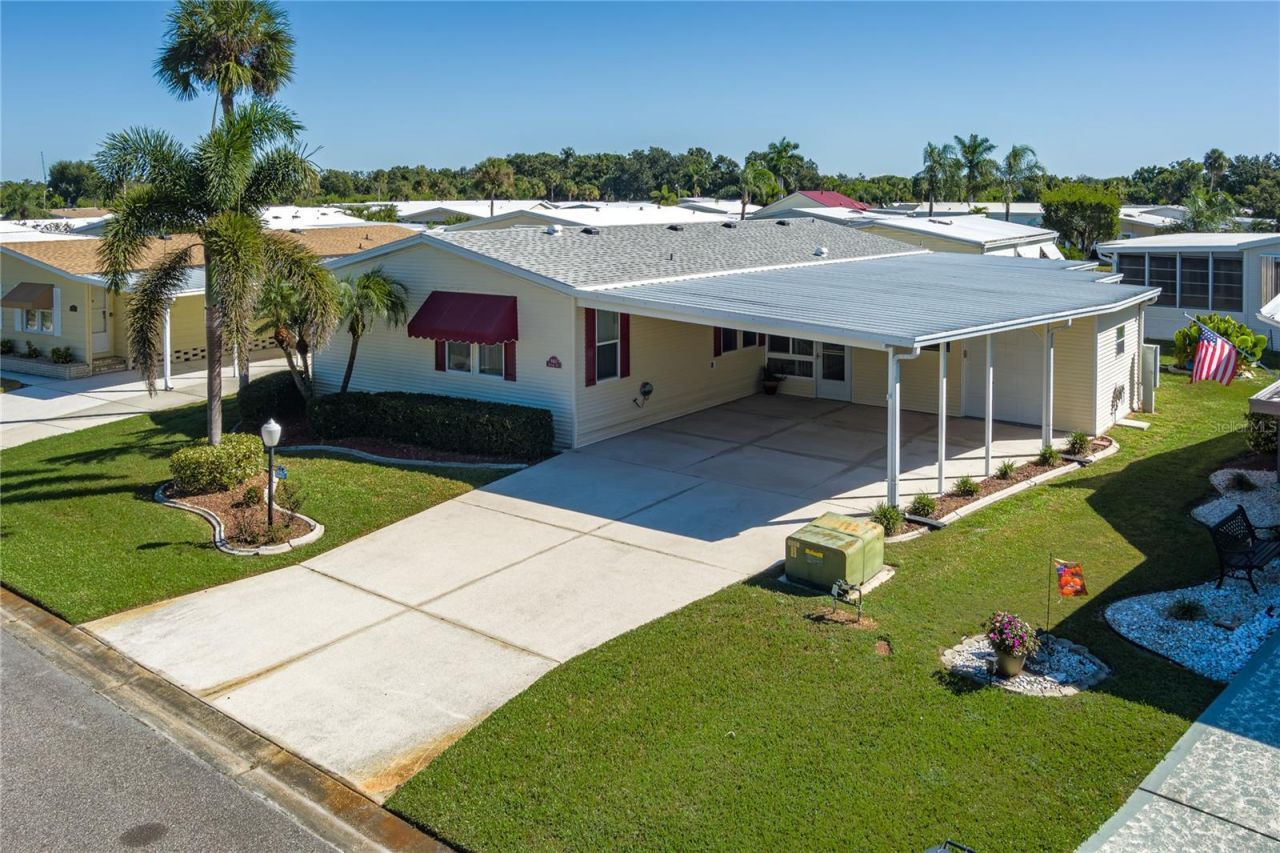 8410 Imperial Circle, Palmetto, FL 34221 Photo