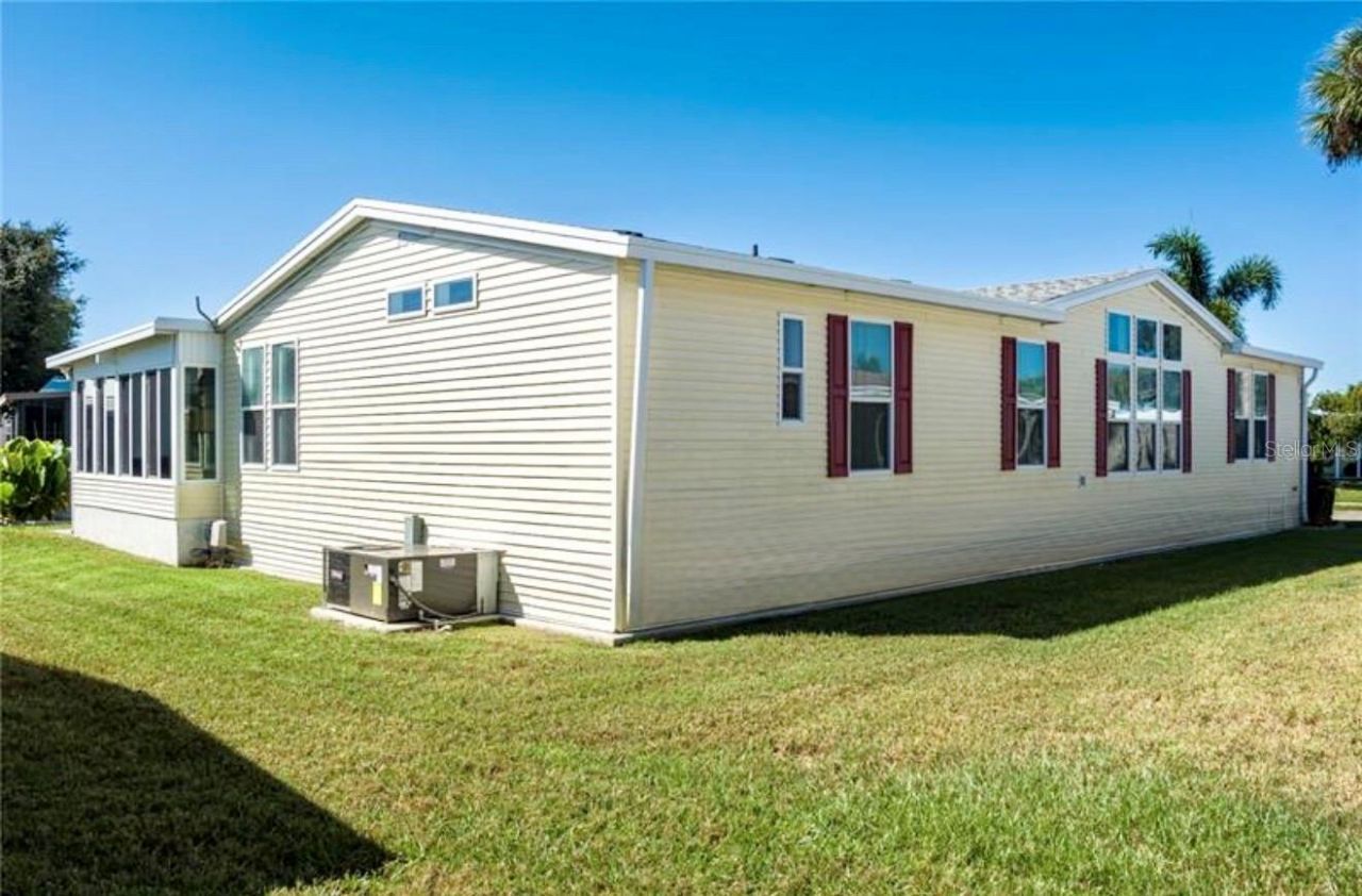 8410 Imperial Circle, Palmetto, FL 34221 Photo