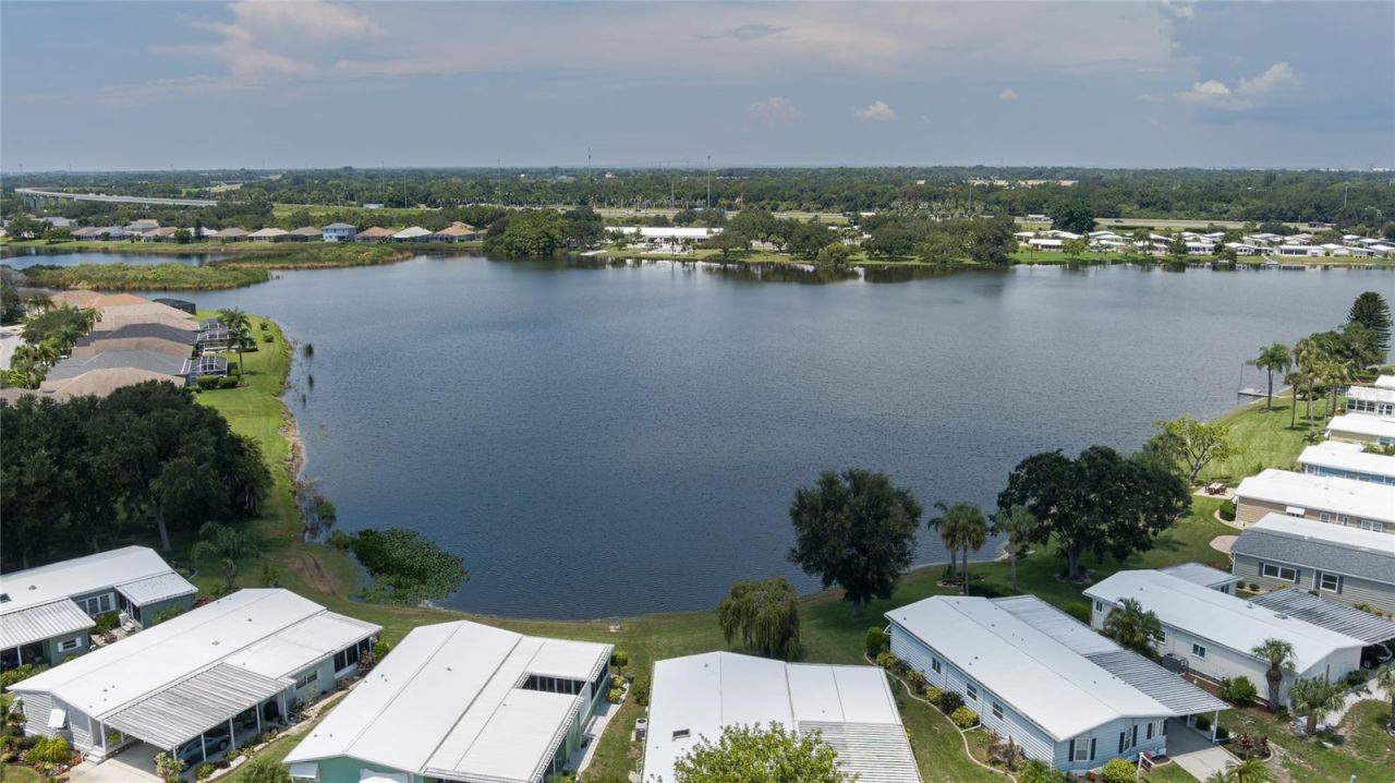 8410 Imperial Circle, Palmetto, FL 34221 Photo