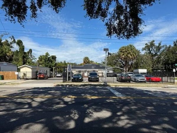 2610 E DR MARTIN LUTHER KING JR BOULEVARD, TAMPA, FL 33610