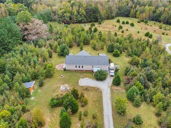 6764 Bradshaw Farm Road, Efland, NC 27243