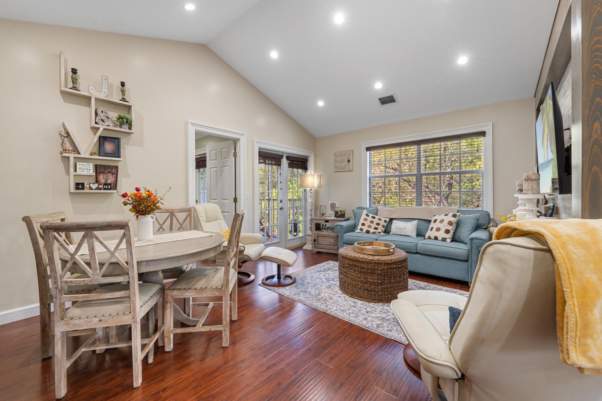 1616 SE Green Acres Circle, Unit M-204, Port Saint Lucie, FL 34952 Photo