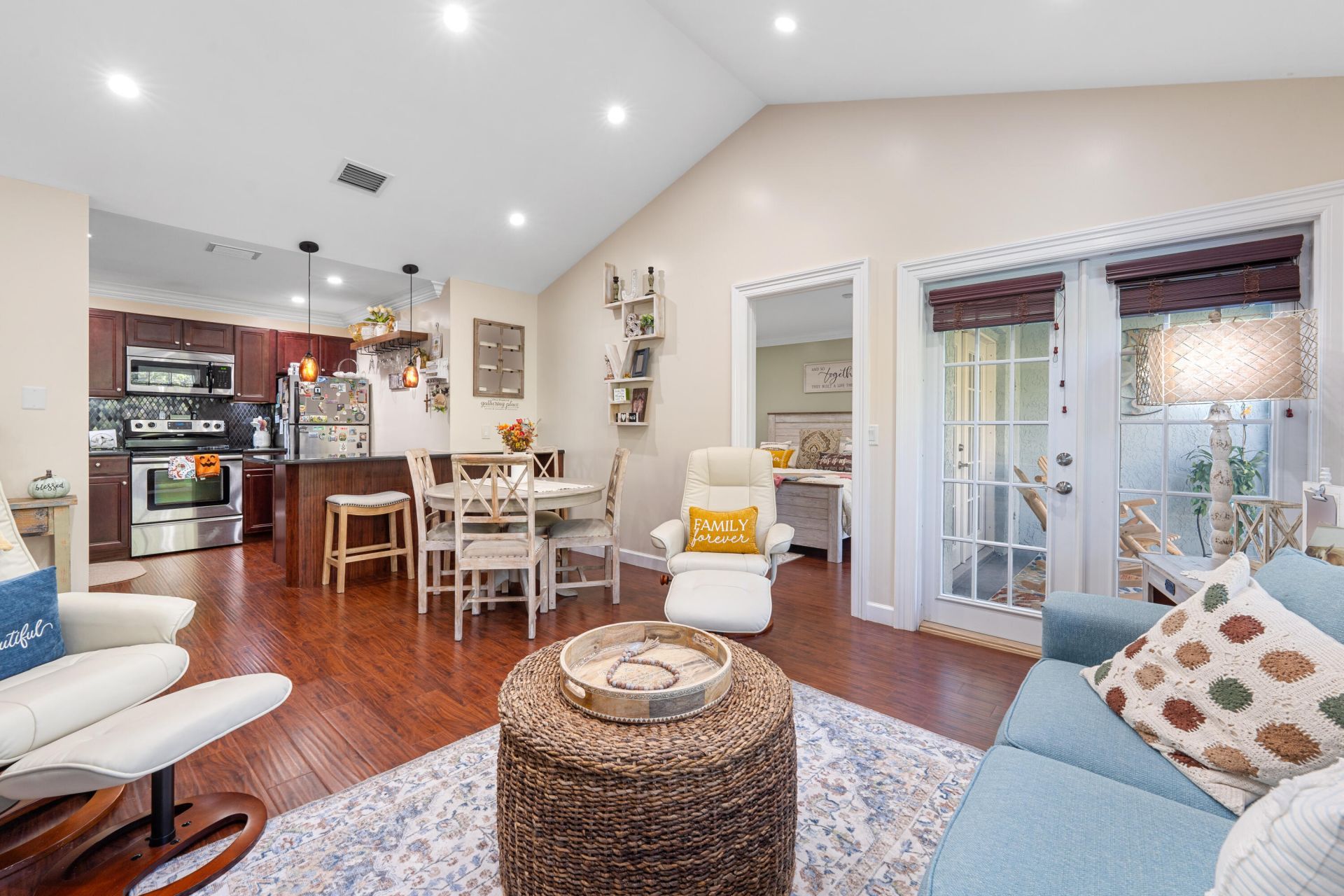 1616 SE Green Acres Circle, Unit M-204, Port Saint Lucie, FL 34952 Photo