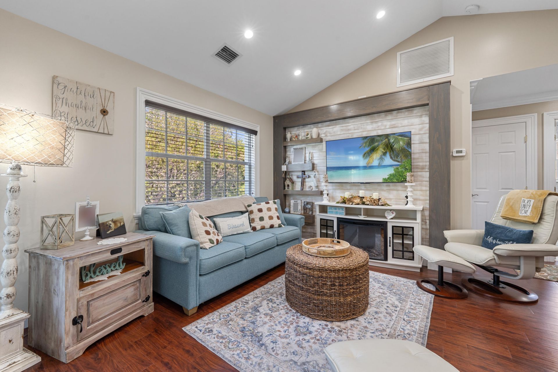 1616 SE Green Acres Circle, Unit M-204, Port Saint Lucie, FL 34952 Photo