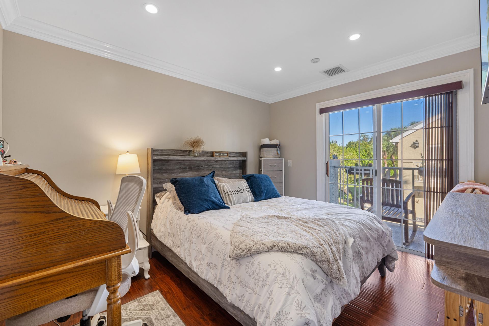 1616 SE Green Acres Circle, Unit M-204, Port Saint Lucie, FL 34952 Photo