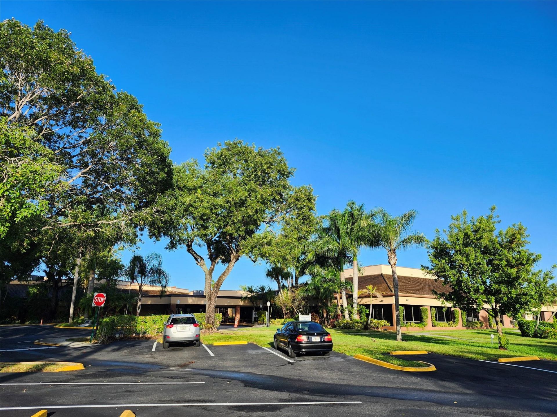 9661 Sunrise Lakes Boulevard, Unit 302, Sunrise, FL 33322 Photo