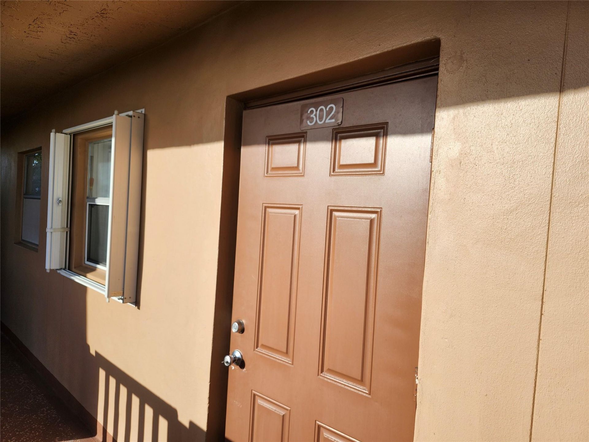 9661 Sunrise Lakes Boulevard, Unit 302, Sunrise, FL 33322 Photo