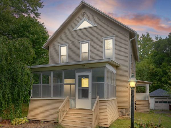 814 N Main Street, Nashville, MI 49073