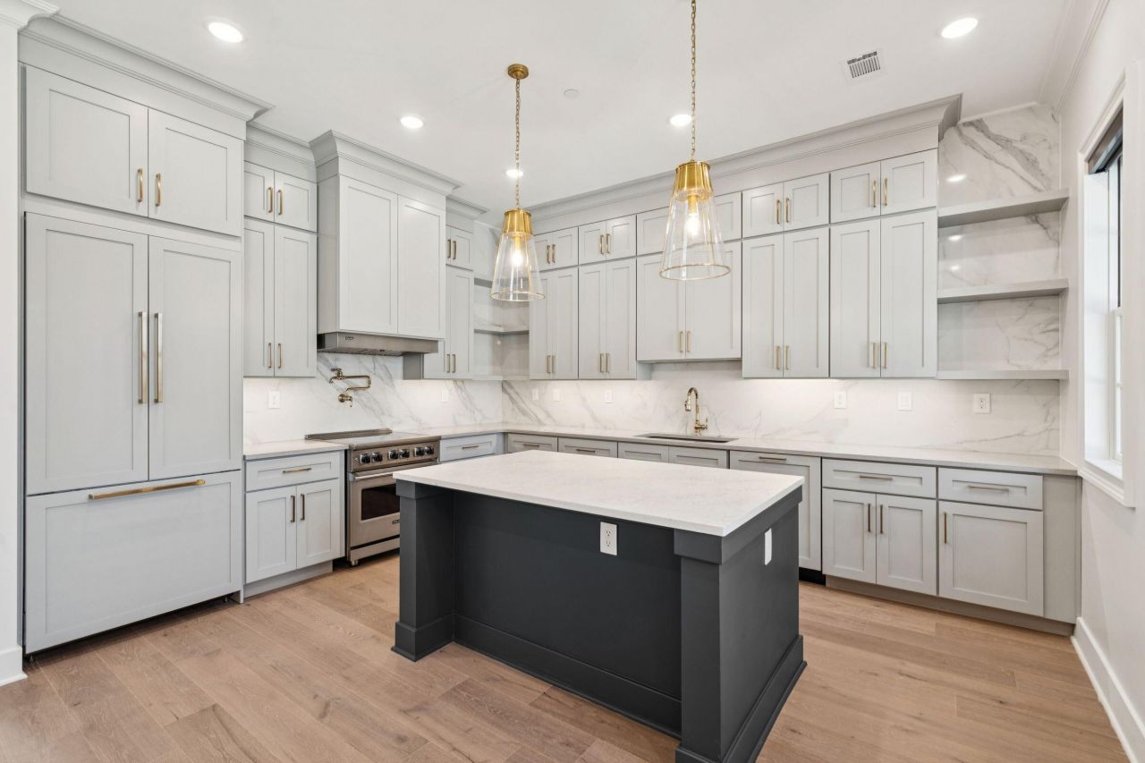 342 Broad Street Photo 12