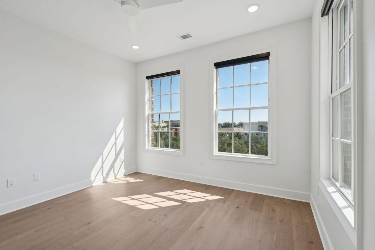 342 Broad Street Photo 21