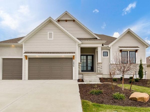 10845 S Shady Bend Road, Olathe, KS 66061