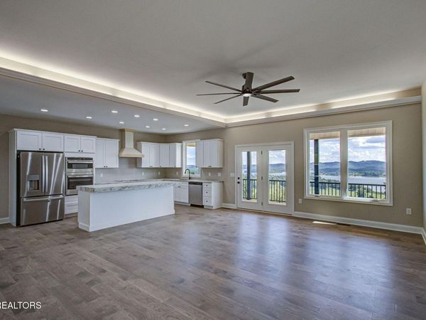 164 Logans Bluff, Bean Station, TN 37708