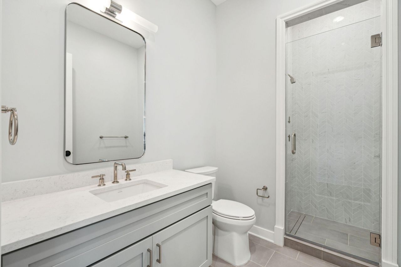 1 Barre Street Photo 10